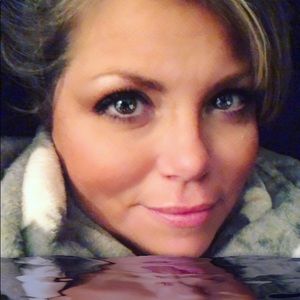 Meet your Posher, Gina